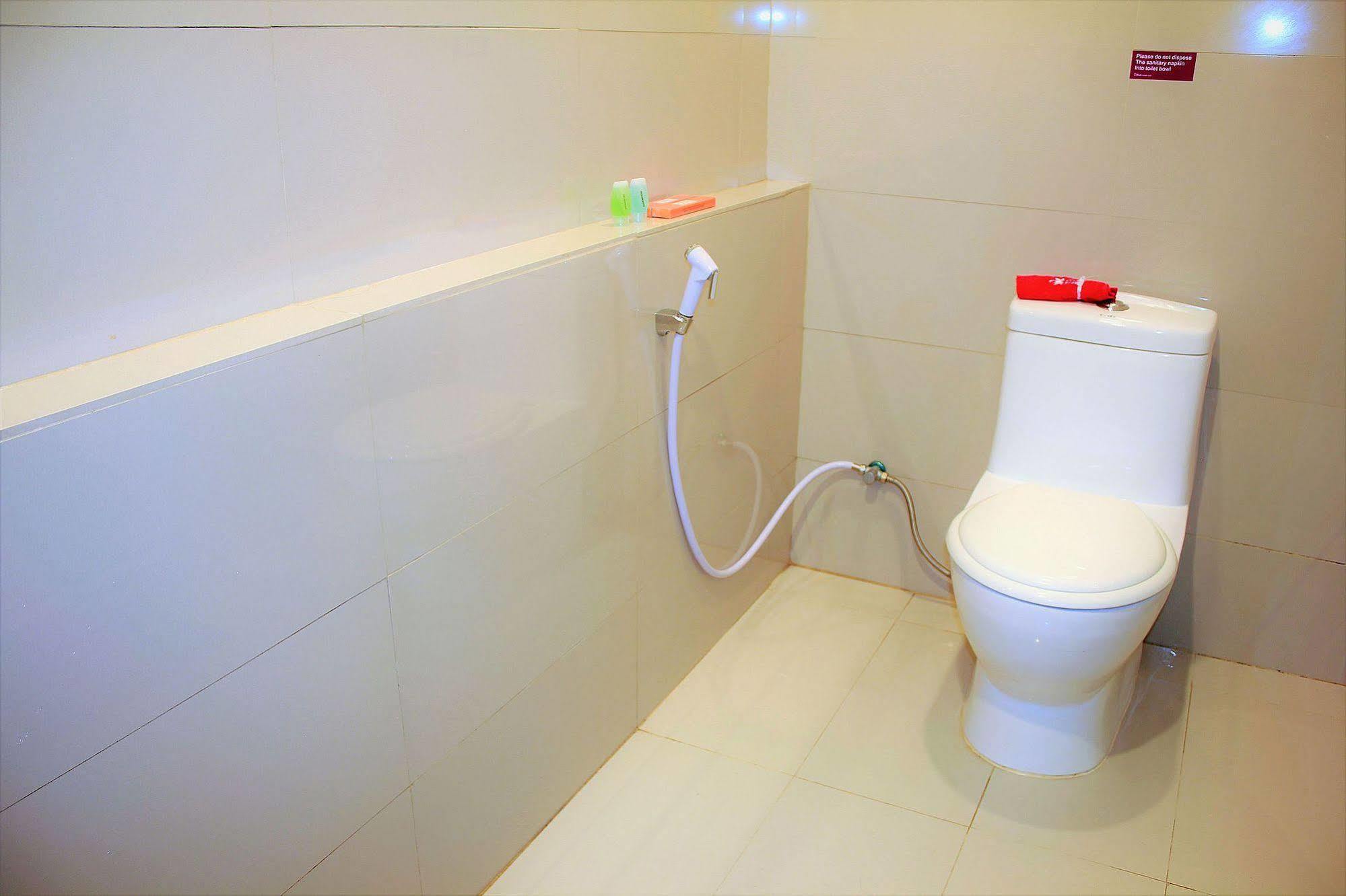 Zen Rooms Dumeling Bogor Luaran gambar
