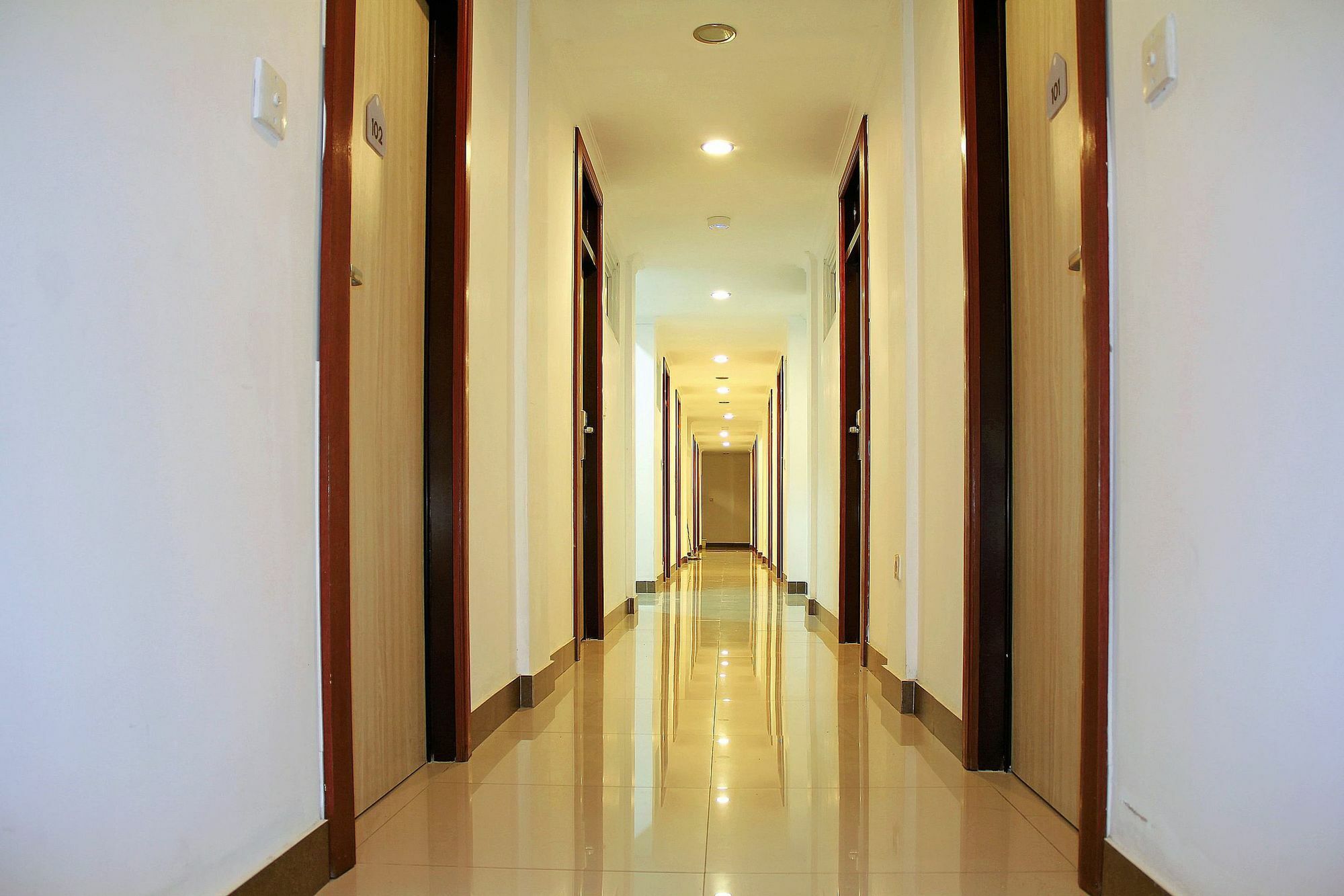 Zen Rooms Dumeling Bogor Luaran gambar